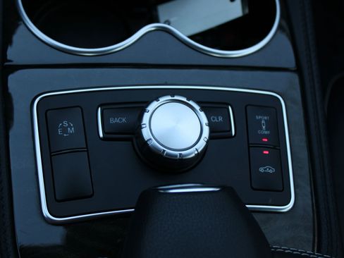 Used 2013 Mercedes-Benz CLS 550 4MATIC image 16