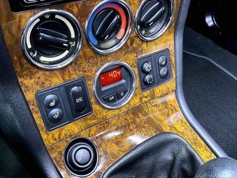 Used 2001 BMW Z3 3.0i RWD image 12