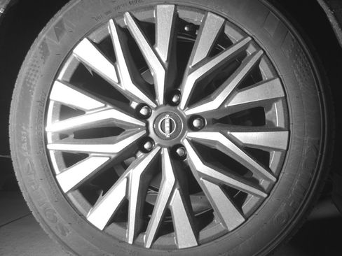 Used 2025 Nissan Altima 2.5 SV image 15