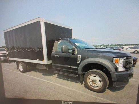 Used 2021 Ford F550 4x4 Regular Cab Super Duty w/ Power Equipment Group image 1