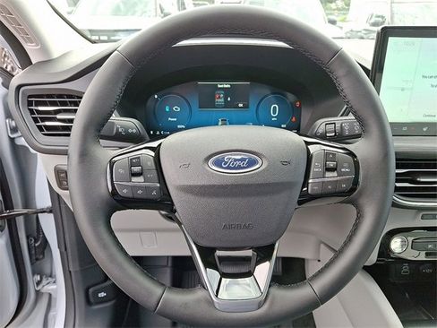 New 2025 Ford Escape Base w/ PHEV Premium Package image 8