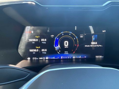 Certified 2024 Chevrolet Colorado Z71 w/ Z71 Convenience Package 2 image 11