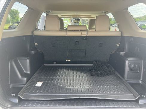 Used 2022 Toyota 4Runner Limited image 9