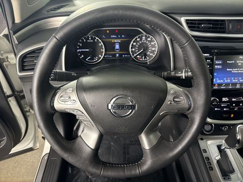 Certified 2017 Nissan Murano Platinum w/ Platinum Technology Package image 13