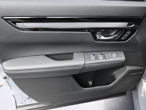Used 2024 Honda CR-V EX-L image 11