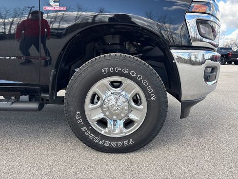 New 2025 RAM 2500 Tradesman AWD/4WD image 9