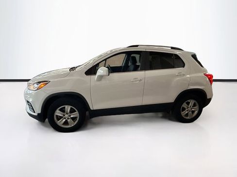 Used 2020 Chevrolet Trax LT AWD/4WD image 9