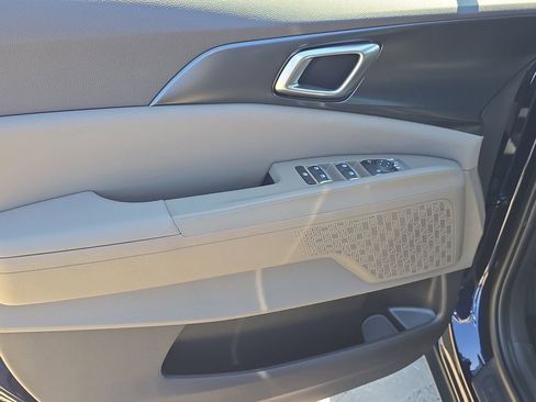 New 2026 Kia Carnival image 17