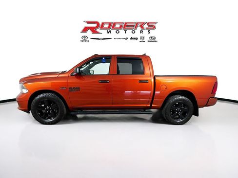 Used 2023 RAM 1500 Express AWD/4WD image 4