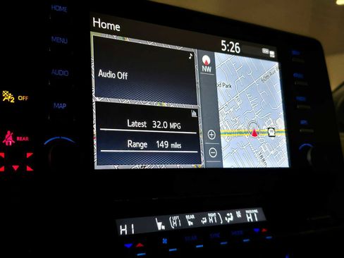 Used 2022 Toyota Sienna XSE w/ XSE Plus Package image 34