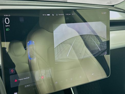 Used 2019 Tesla Model 3 Standard Range Plus image 21