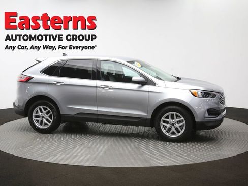 Used 2024 Ford Edge SEL image 45
