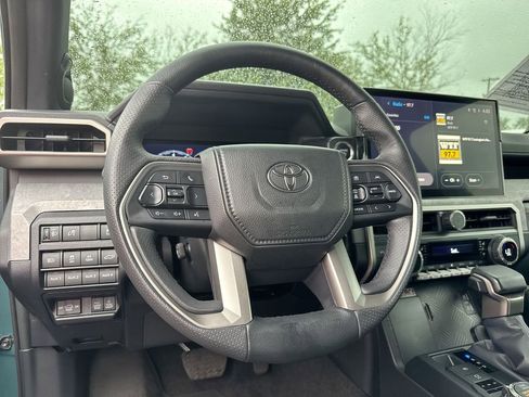 Used 2026 Toyota 4Runner Trailhunter AWD/4WD image 11