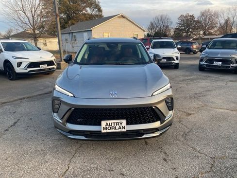 New 2025 Buick Envision Sport Touring image 9