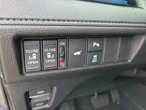 New 2026 Honda Odyssey Elite image 15