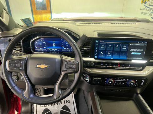 Used 2024 Chevrolet Silverado 2500 High Country w/ Technology Package image 28