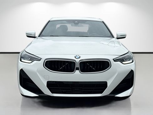 Used 2024 BMW 230i Coupe w/ M Sport Package RWD image 8