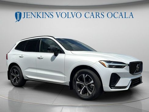 Certified 2026 Volvo XC60 B5 Core w/ Climate Package PRO AWD/4WD image 1