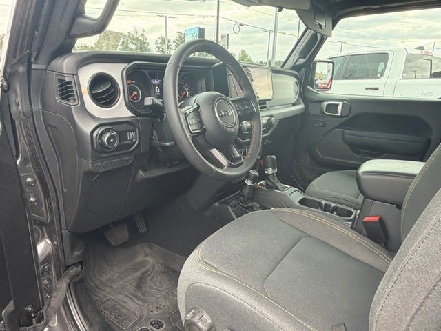 Used 2024 Jeep Wrangler Unlimited Sport AWD/4WD image 19