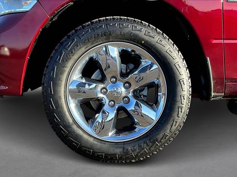 Used 2019 RAM 1500 Express w/ Express Value Package image 8