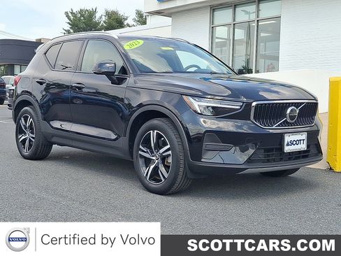 Certified 2023 Volvo XC40 B5 Core w/ Convenience Package AWD/4WD image 1