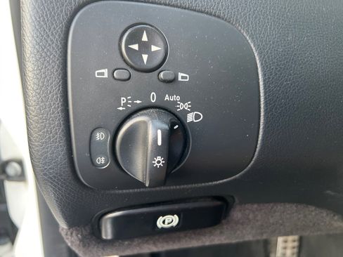 Used 2007 Mercedes-Benz CLK 350 Coupe image 18