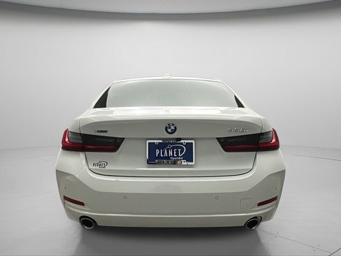 Used 2024 BMW 330i xDrive Sedan w/ Convenience Package AWD/4WD image 5