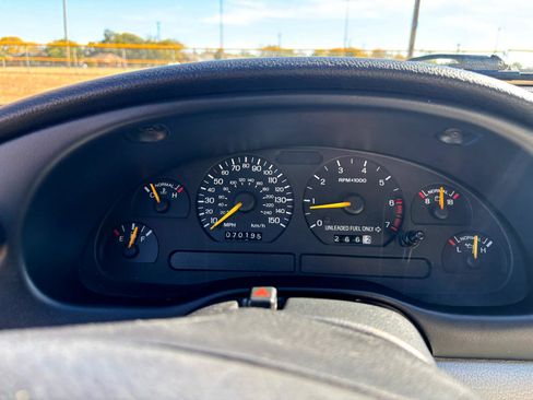 Used 1994 Ford Mustang GT image 19