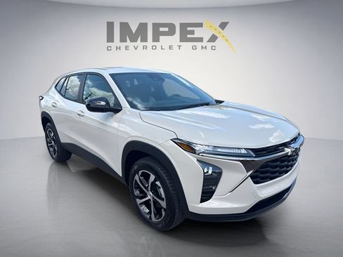 New 2026 Chevrolet Trax RS FWD image 7