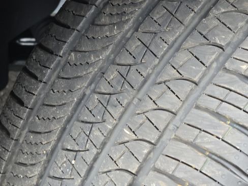 New 2026 Volkswagen Tiguan SE R-Line image 13