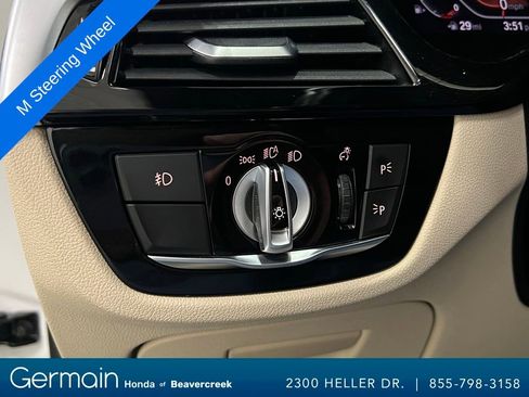 Used 2020 BMW 540i xDrive w/ M Sport Package image 30