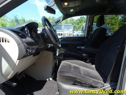 Used 2014 Dodge Grand Caravan SE FWD image 11