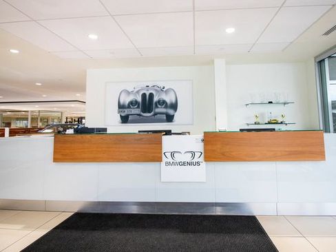 Certified 2023 BMW M5 w/ Executive Package image 28