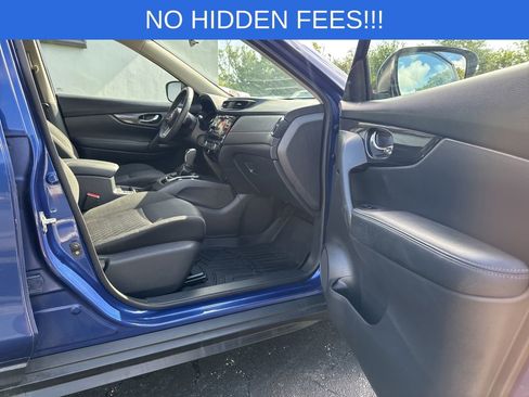 Used 2017 Nissan Rogue SV AWD/4WD image 14