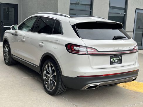 Used 2022 Lincoln Nautilus Reserve w/ Equipment Group 201A AWD/4WD image 8