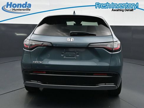 Used 2026 Honda HR-V EX-L image 8