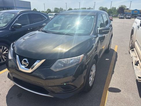 Used 2015 Nissan Rogue S AWD/4WD image 2