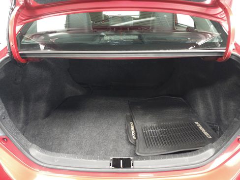 Used 2016 Toyota Corolla S FWD image 9