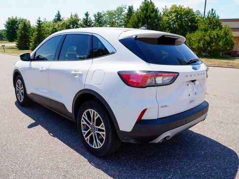 Used 2022 Ford Escape SEL w/ Technology Package AWD/4WD image 6
