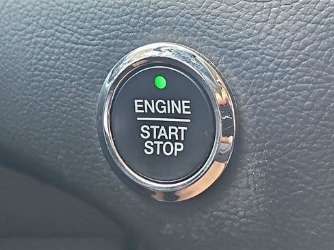 Used 2024 Ford Edge SEL AWD/4WD image 16