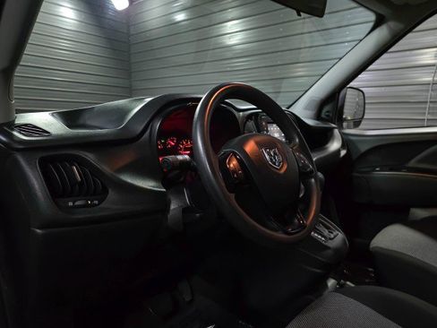 Used 2018 RAM ProMaster City Tradesman image 15