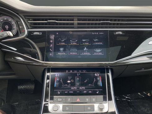 Used 2023 Audi Q7 2.0T Premium Plus w/ Premium Plus Package AWD/4WD image 6