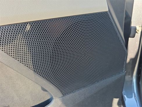 Certified 2024 Kia Sorento S w/ Panoramic Sunroof Package image 22