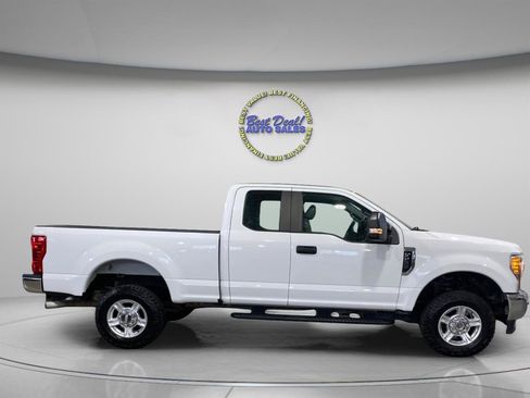 Used 2017 Ford F250 XL w/ Power Equipment Group AWD/4WD image 6