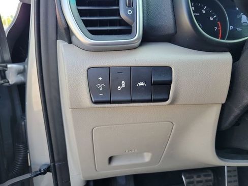 Used 2021 Kia Sportage S FWD image 15