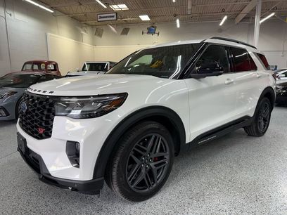 Used 2025 Ford Explorer ST