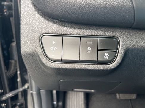 Certified 2024 Kia Seltos EX AWD/4WD image 11
