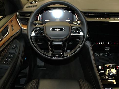 New 2026 Jeep Grand Cherokee Summit AWD/4WD image 12