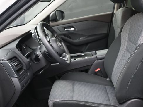 Certified 2023 Nissan Rogue SV FWD image 19