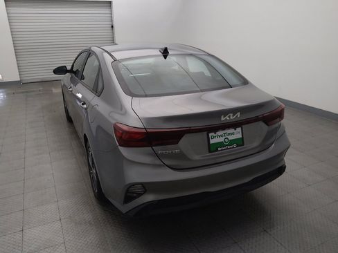 Used 2022 Kia Forte LXS FWD image 6